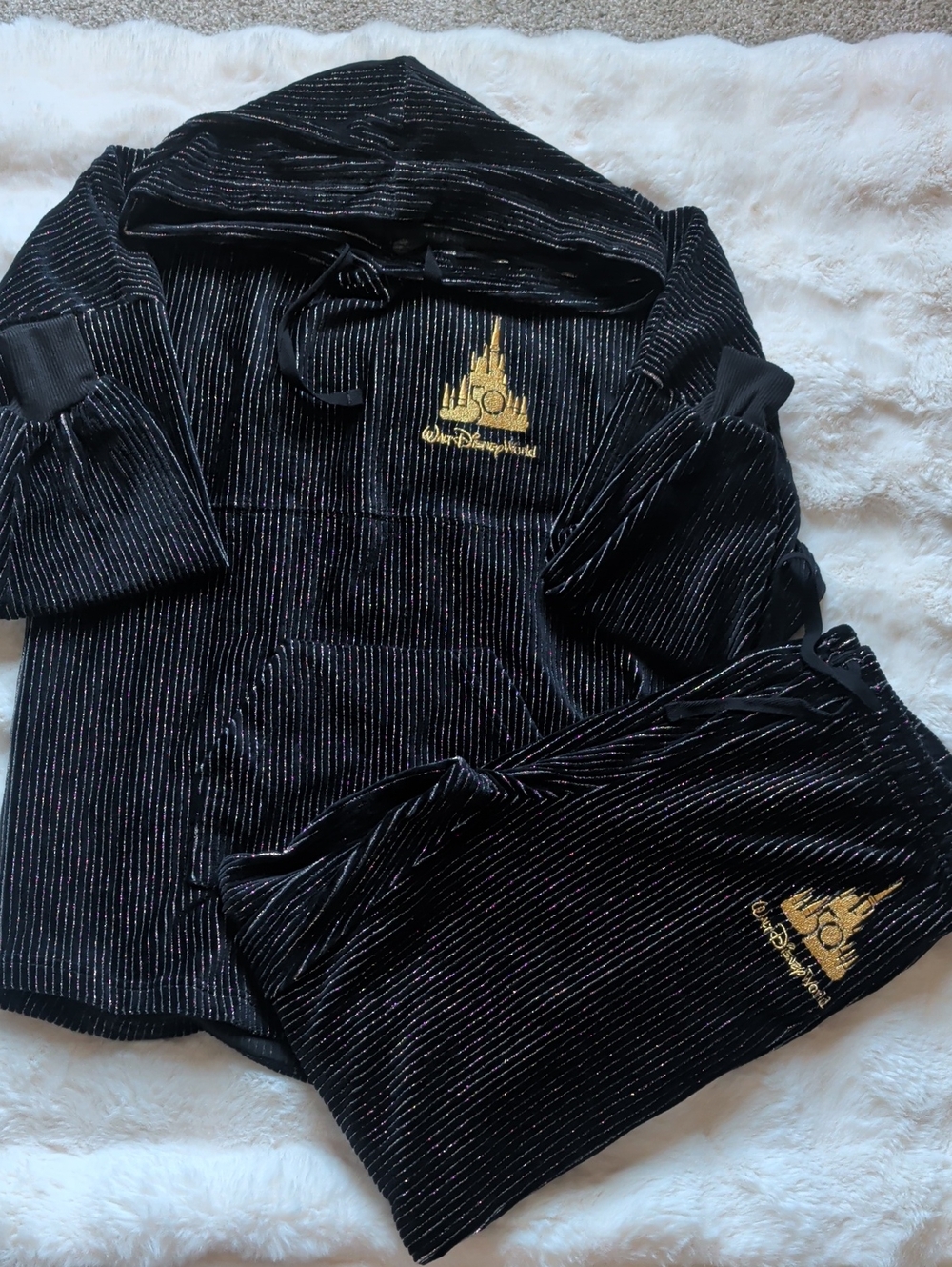 Walt Disney World 50th Anniversary Hooded Spirit Jersey And Matching Pants XS/S